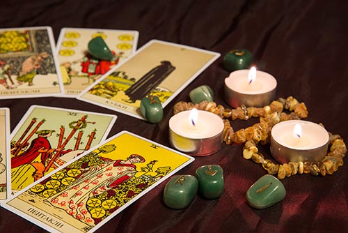 The Pentoracle is a tarot card reading for decision making.
