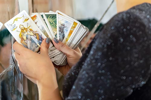 The online tarot help for professional questions and everyday work!